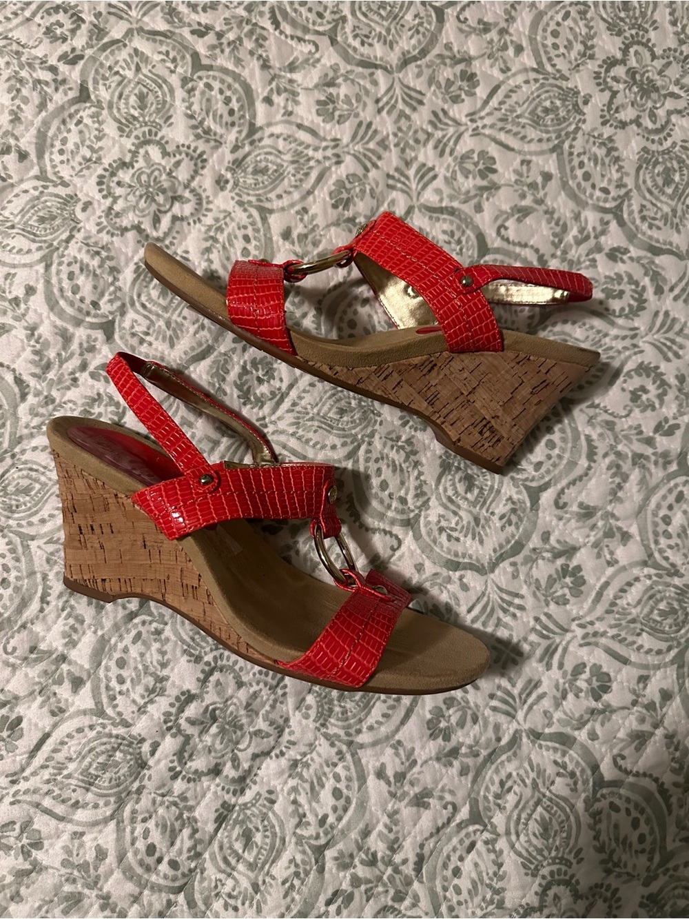 NWT Anne Klein iFlex Red Wedge Sandals - Picture 8 of 8